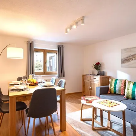 Alpenapartment Fuer Familien Und Gruppen Zentrale Lage Appartamento Fügen