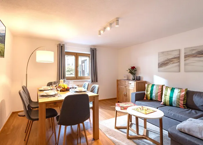 Alpenapartment Fuer Familien Und Gruppen Zentrale Lage Lägenhet Fügen