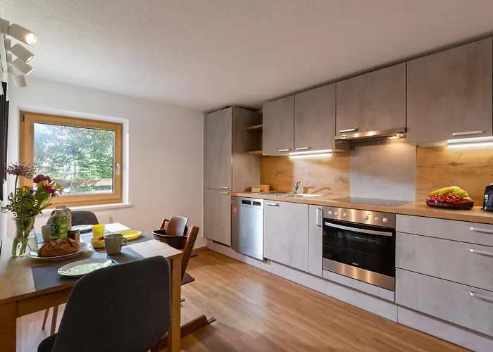 Lägenhet Alpenapartment Fuer Familien Und Gruppen Zentrale Lage Fügen