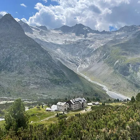 Alpenapartment Fuer Familien Und Gruppen Zentrale Lage Apartmán *